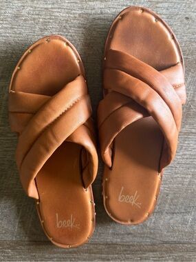 Anthropologie Beek Dovetail puffy leather crisscross sandals
